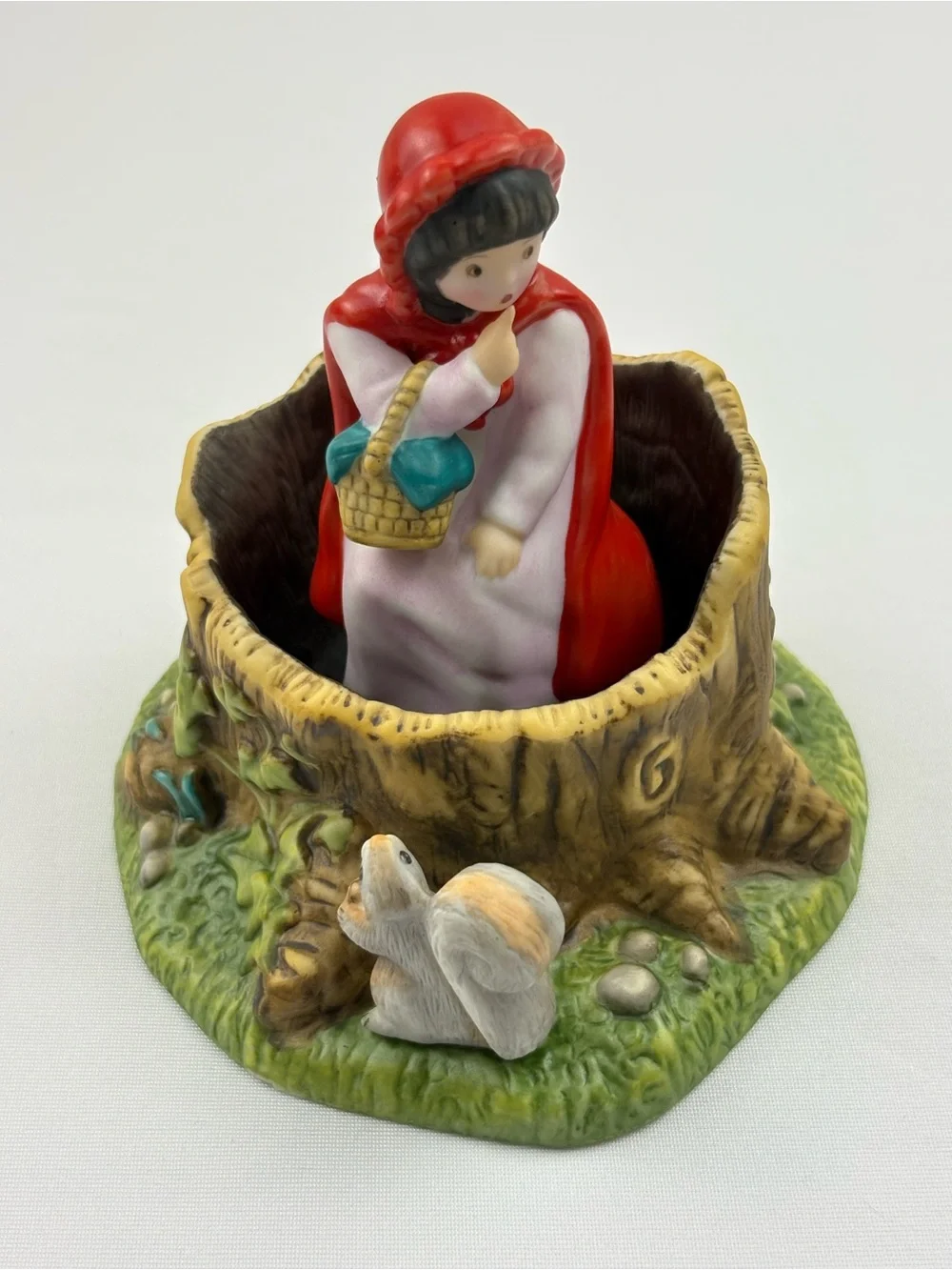 1986 Franklin Mint “Fairytale Surprises” Figurine of Little Red Riding Hood